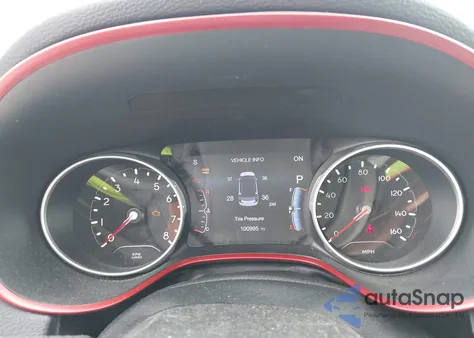 2020 Jeep Compass Trailhawk 4X4 from USA, damaged, VIN 3C4NJDDB5LT221591